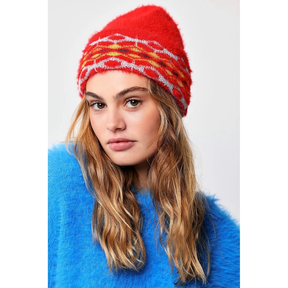 Free People - Whisper Fair Isle Cuff Beanie Hat - Red - One Size